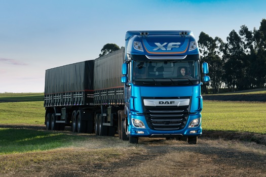 Novo DAF XF Brasil na estrada